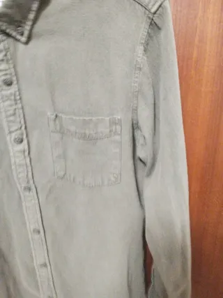 Camisa PULL&BEAR verde oliva