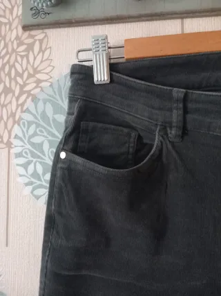 Pantalones Massimo Dutti pana talla S