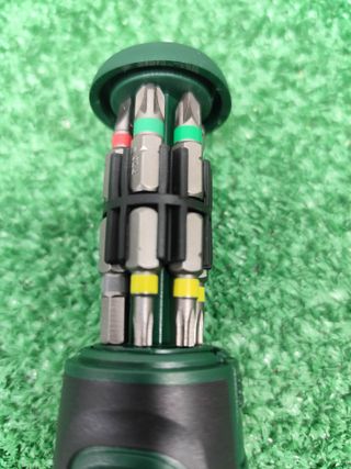 Destornillador carraca Bosch 12 puntas