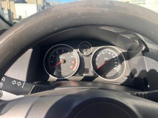 Opel Astra 1.6 105cv