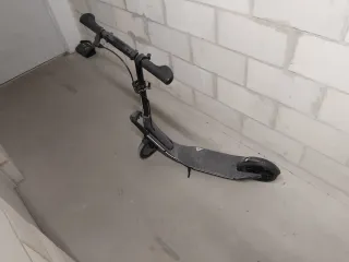 Patinete plegable gris