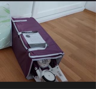 Cuna corral plegable Chipolino para bebé