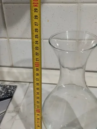 Vaso de vidrio transparente