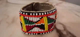 Braccialetto Maasai artigianale multicolor