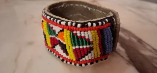 Braccialetto Maasai artigianale multicolor
