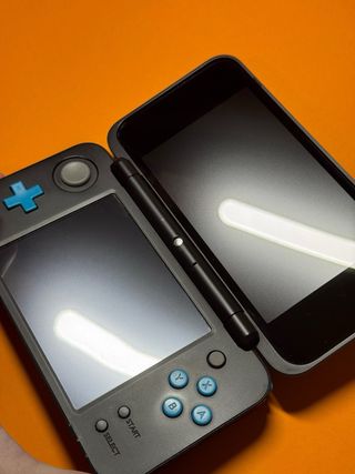 IMPOLUTA Nintendo New 2DS XL Nero/Blu