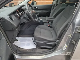 Peugeot 5008 2014