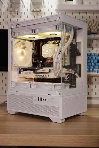 PC Gamer RTX 3060 Ti Ryzen 5 16GB RAM 512GB SSD