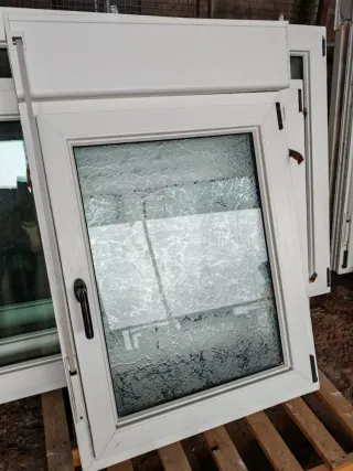 Lote ventanas PVC efecto madera blanca