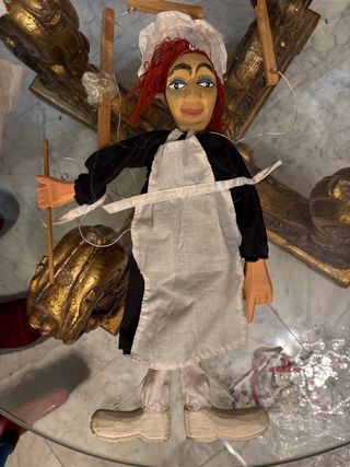 Marioneta de madera para restaurar