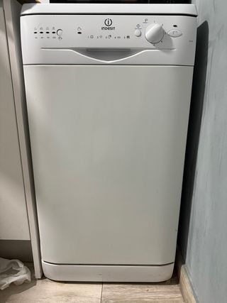 Lavavajillas Indesit 45cm