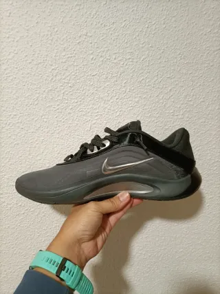 T45 Nike A ONE Zapatillas Negras Plata