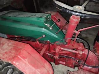 Tractor Pascuali 990, desbrozadora nueva,aperos.