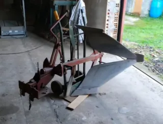 Tractor Pascuali 990, desbrozadora nueva,aperos.