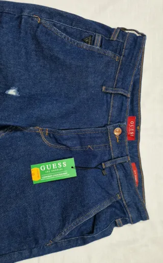 Pantalón Vaquero Guess Jeans Slim Tapered.