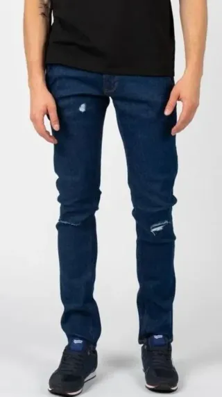 Pantalón Vaquero Guess Jeans Slim Tapered.