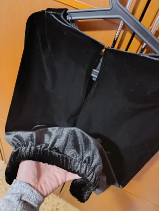 Blusa Zara Terciopelo Negra S