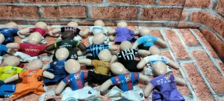 Peluche my stars calciatori scarpini e biglie