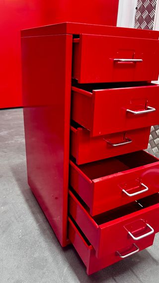 Cajonera metálica roja 6 cajones
