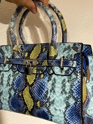Bolso estampado serpiente azul y amarillo