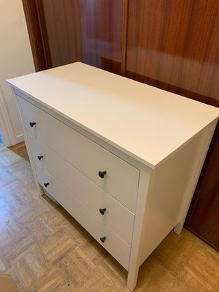 Cómoda KOPPANG de Ikea