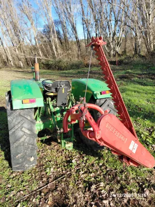 Tractor John Deere 1635