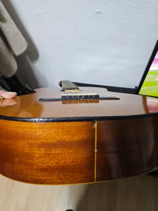 Guitarra Admira Paloma