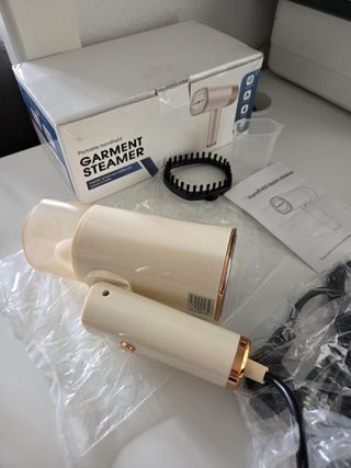 Vaporizador de Ropa Portátil Color Beige