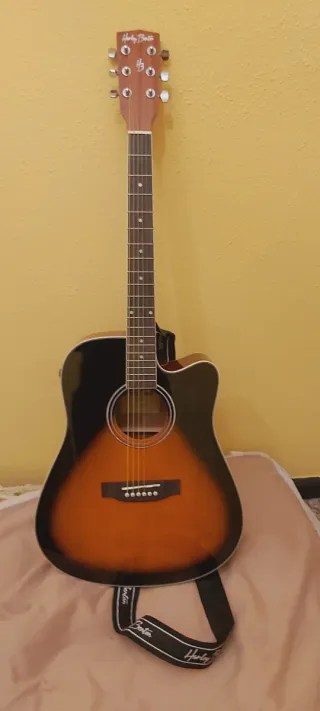 Guitarra Acústica Harley Benton Sunburst