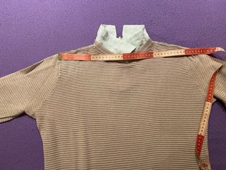 Camiseta manga larga con cuello camisero