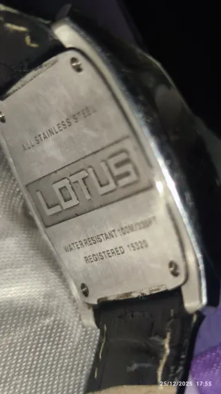 Reloj Lotus shiny Mujer Negro Naranja