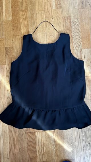 Blusa a estrenar Negra con Cremallera y Volante