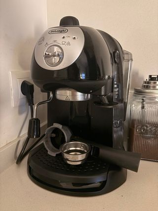 Cafetera DeLonghi EC201CD.B Express