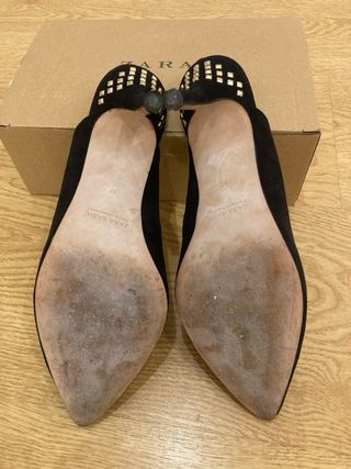 zapatos de tacón negros Zara