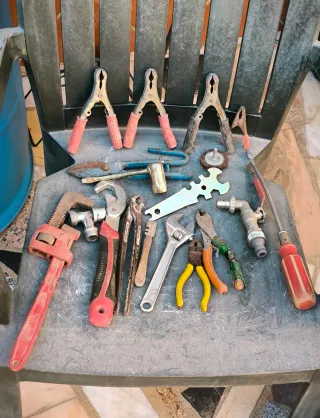 Lote de herramientas de construcción