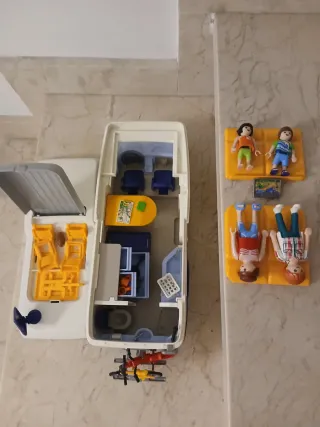 Caravana camping de verano Playmobil
