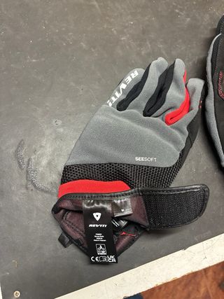 Guantes Revit SEESOFT