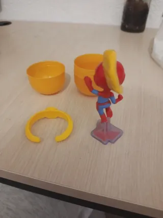 Figura Capitana Marvel Huevo Sorpresa