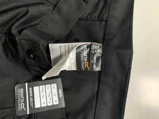 Pantalón Regatta Professional Negro
