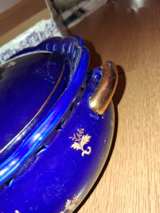 Biscottiera blu e oro in porcellana