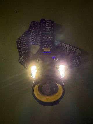 Linterna Frontal Recargable USB Potente