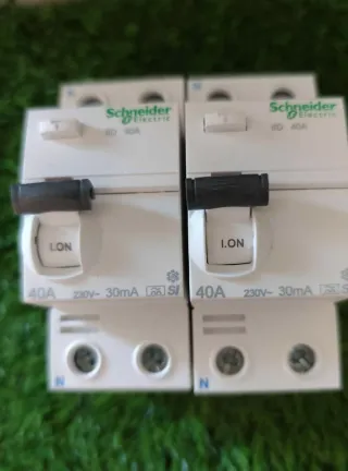 2 Diferencial 2x40A-si Superinmunizado Schneider