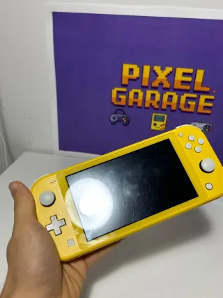 Nintendo Switch Lite Giallo + Caricatore Originale