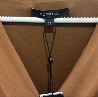 Vestido Comma marrón midi