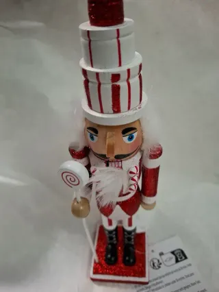 Figura Cascanueces Decorativa