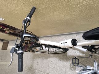 Bicicleta Híbrida B'Twin Original 300