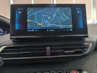 Peugeot 5008 1.5 BlueHDi 96kW S&S EAT8 Allure Pack