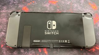 Nintendo Switch + Mandos Sonic + Funda viaje