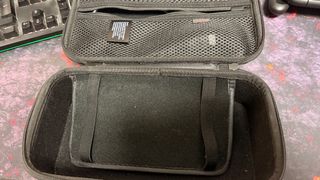 Nintendo Switch + Mandos Sonic + Funda viaje