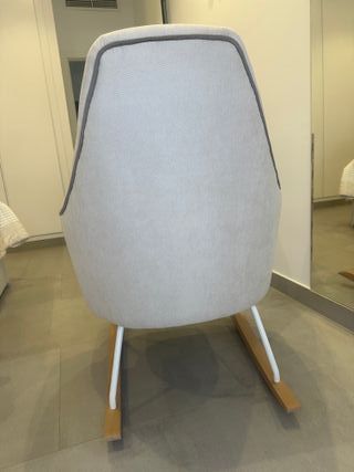 Mecedora lactancia cómoda y moderna.